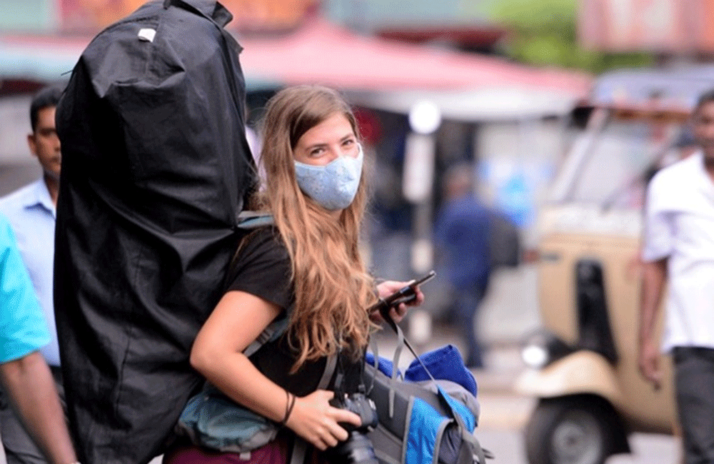 සංචාරකයන් ට ජුනි 1 සිට රට විවෘතයි : ද්විත්ව පුරවැසියන්ටත් චාන්ස් එක හිමිවෙයි !