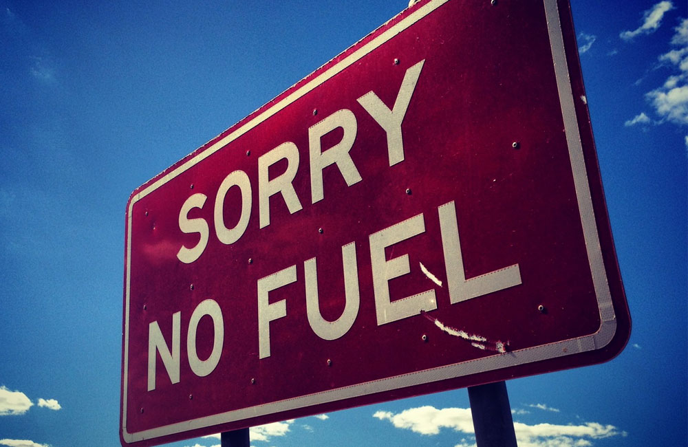 ශ්‍රී  ලංකන් ගුවන්සේවයට : තෙල් නැතිවන අවධානමක් ! 