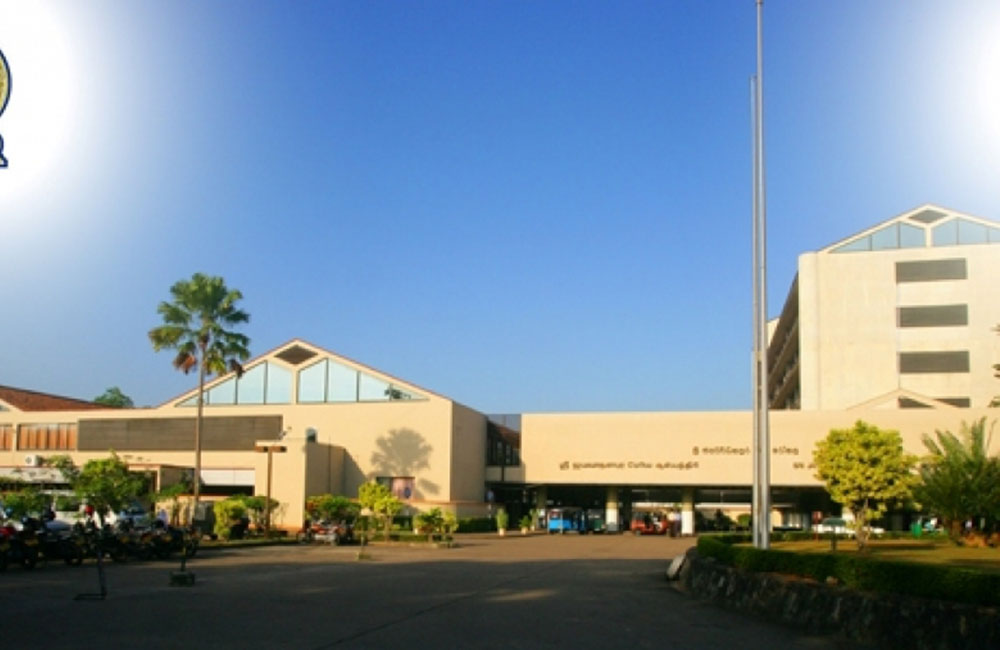 අධිකරණ වාරණය නොතකා වර්ජනය දිගටම - ජ’පුර රෝහලට අසාධ්යයි