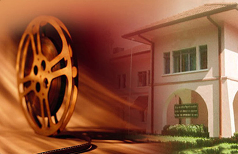  චිත්‍රපට සංස්ථාවේ අධ්‍යක්ෂ මණ්ඩලය "කොරෝනා සහන " කඹ ඇදිල්ලක !