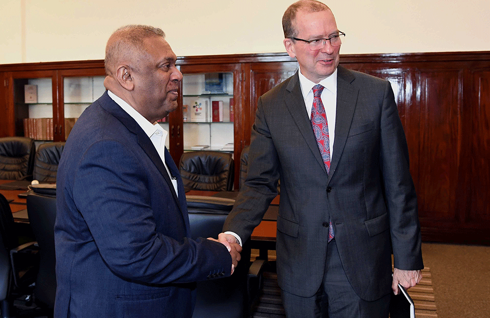 කැනඩාවේ ගෝලීය කටයුතු පිළිබඳ දකුණු ආසියනු අධ්‍යක්ෂ ජනරාල් මුදල් ඇමති හමුවෙයි