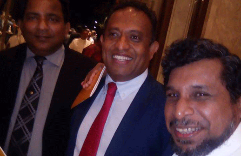 වියත් මග' සාදයේ චන්දිම දැක, දොඩංගේ පුතාට මළ පනී.