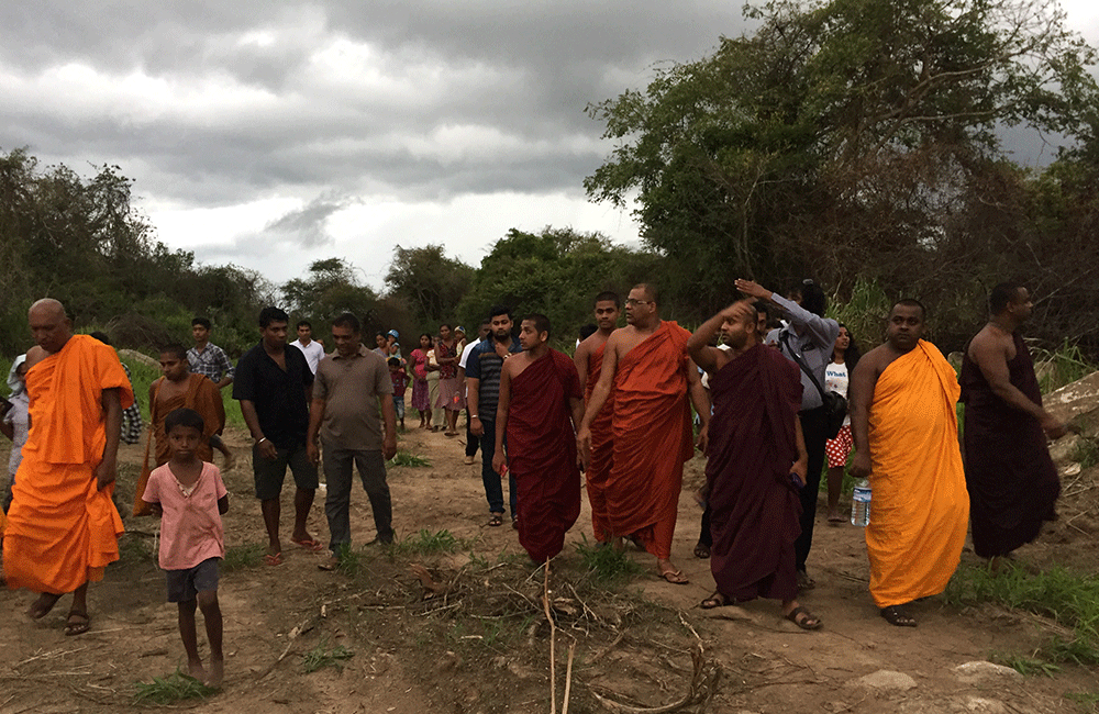 විජිතපුර බැලුම්ගල විනාශය පිටුපස නිවාස අධිකාරියේ නිධන් ලෝලීන් - ඥානසාර හිමි