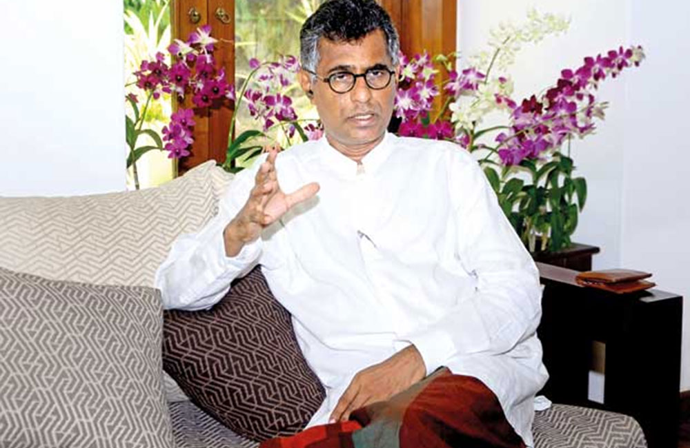 රාජතාන්ත්‍රික මෙහෙයුමක් ගැන පාඨලීගෙන් යෝජනාවක් !