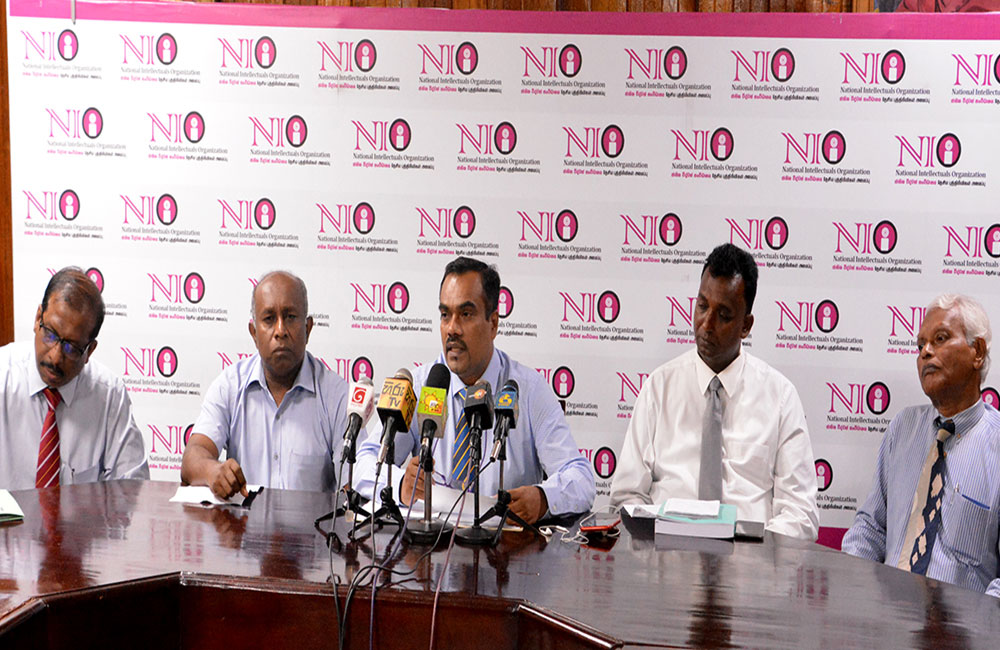 රුපියල කඩාවැටීම රෝග ලක්ෂණය පමණයි : පිළියම් සෙවිය යුත්තේ රෝග නිධානයටයි