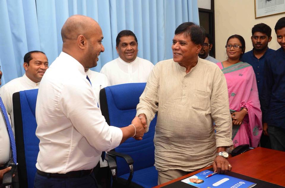 34385704 997949523694508 1199119603066732544 n