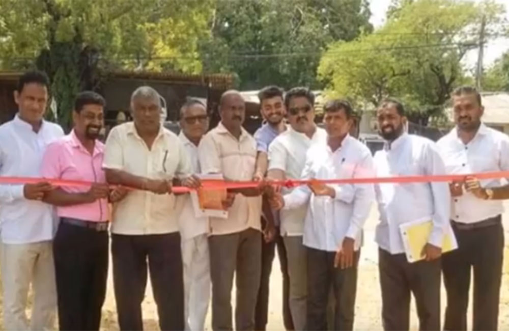 ජනාධිපති එන්නට පෙර : කන්තලේ නගර ශාලාව බලෙන් විවෘත කරලා !