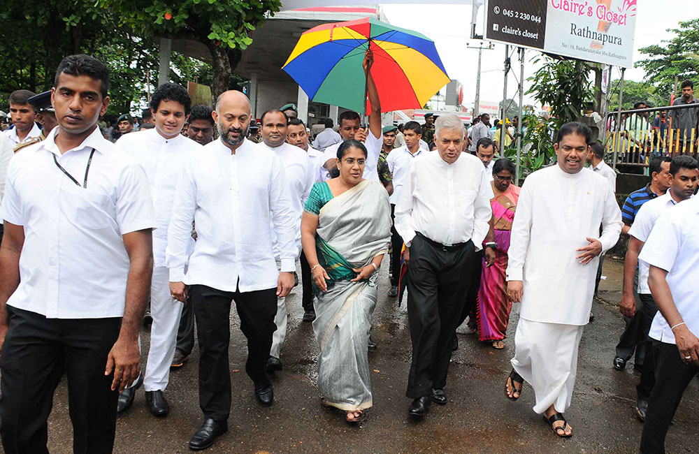 රත්නපුරේ දේශපාලනඥයන්ට තලතාගෙන් අභියෝගයක් ! 