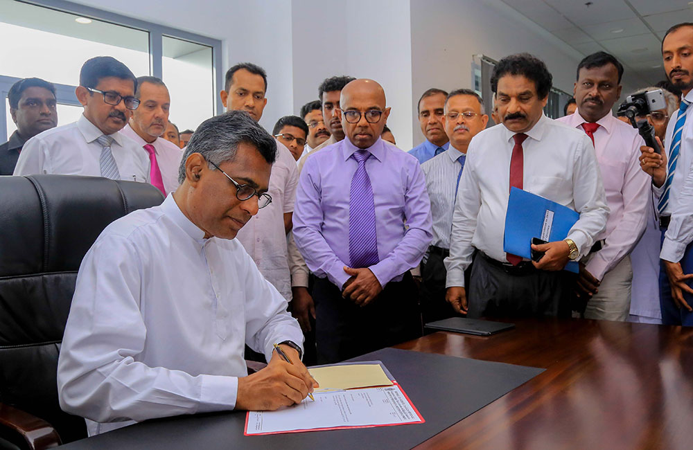 ජාත්‍යන්තර කළු පැල්ලම් මැකීම පහසු නෑ - පාඨලී