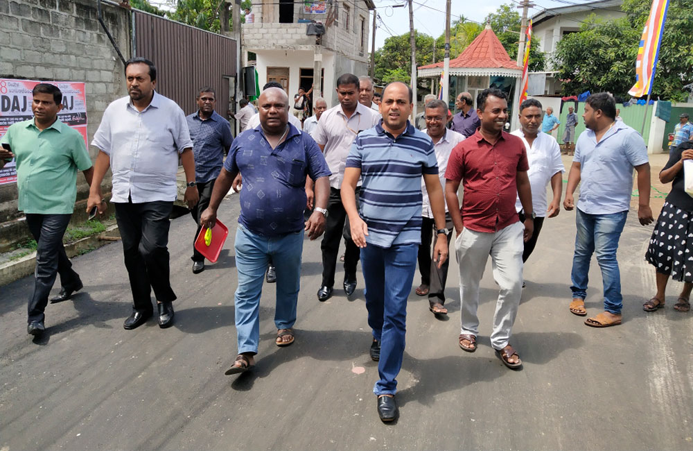 පක්ෂ මාරු කරනවාට වඩා නම්බුකාර වැඩක් ගැන මරික්කාර් කියයි ! 