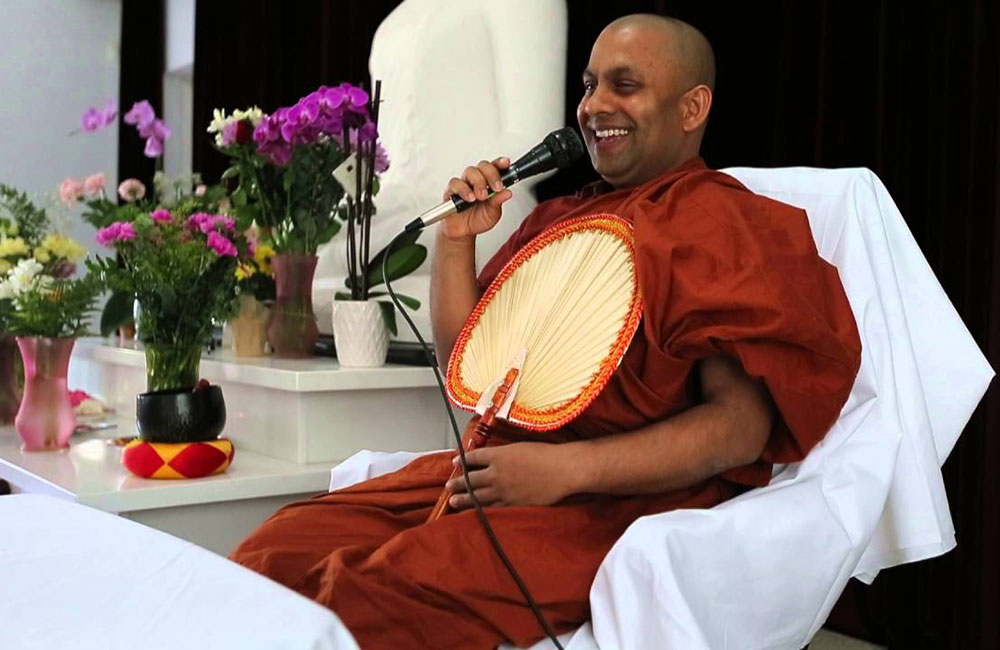 මැදගොඩ හිමියන්ගේ -  මේ බණ කාටද?