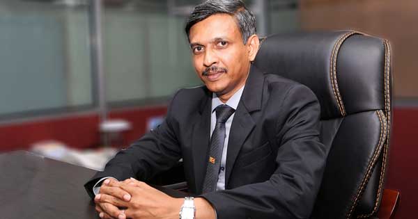 ෆයිසර් වැඩ අල්ලයි : ක්‍රීඩා අධ්‍යක්ෂ ජනරාල් ගෙදර යවයි