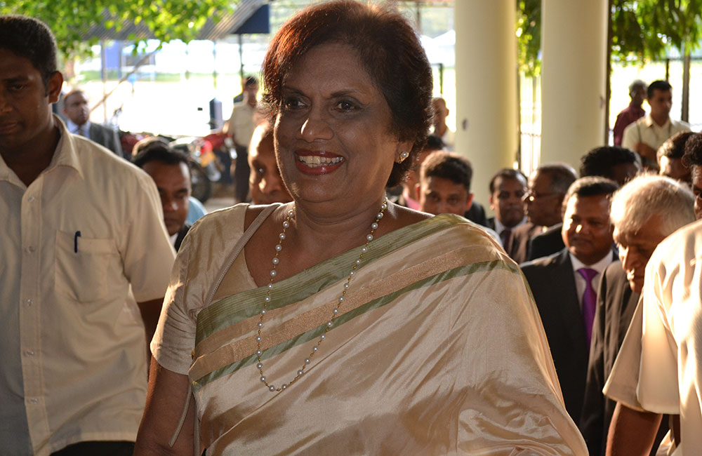 ශ්‍රීලනිපයෙන් පොහොට්ටු විරෝධී සන්ධානයක් : මන්ත්‍රී 21ක සංවිධායකයන් 65ක සහය !