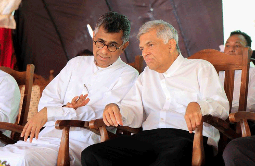 මොන සංවර්ධනද : එක ඉඩමකට ආයතන 123යි - පාඨලී අගමැතිට කියයි