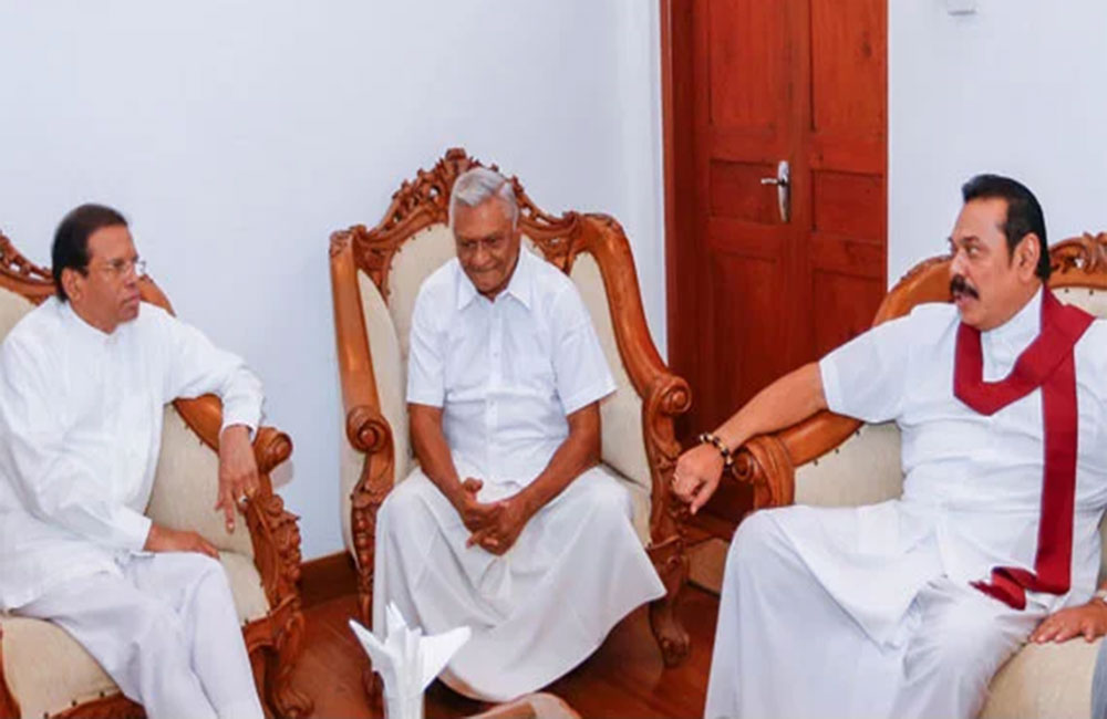 මහින්ද-මෛත්‍රී හවුලකට : පොහොට්ටු - ශ්‍රීලනිප දැඩි විරෝධය