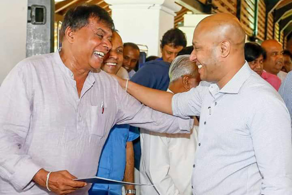 ශ්‍රීලනිප නව නායකයින් පත්වෙයි : අලුත් මහ ලේකම්ට නායකයා පැටලෙයි !