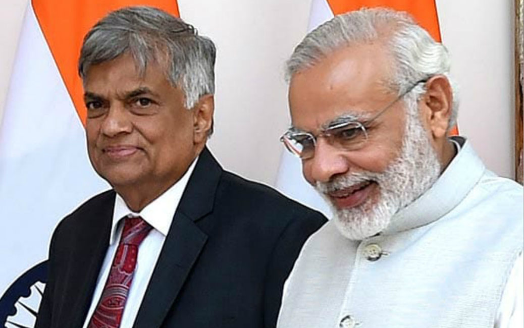 මෝදි සහ රනිල්ගේ සාකච්ඡාව කාර් එකේ !