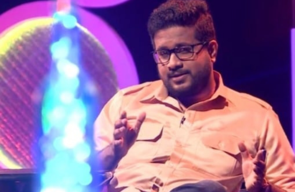 අපි හරි ප්‍රෞඩයි : ඒත් සෑහෙන්න දුප්පත් - මාධ්‍යවේදී දිල්ශාන් (වීඩියෝ )