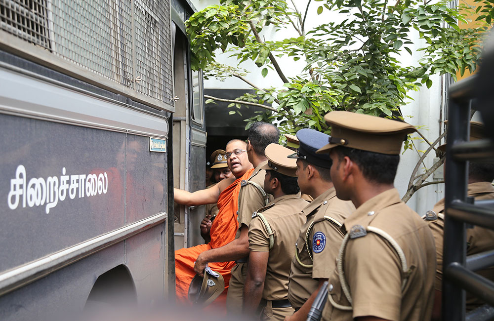 ඥාණසාර හිමි : මාස 6ක් ඇතුළේ !