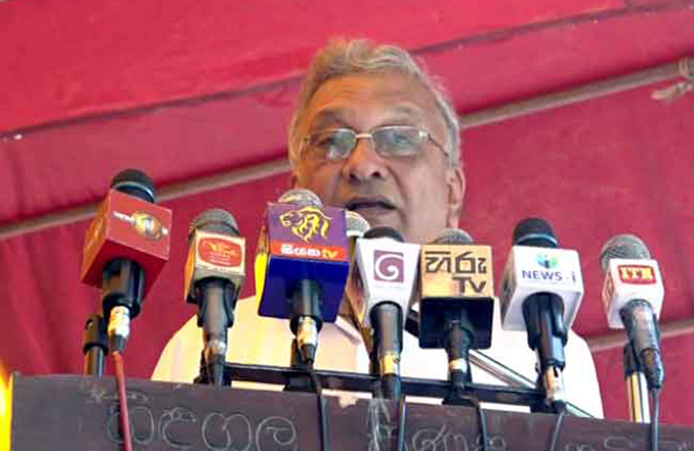 ආණ්ඩුව ලේසියෙන් දෙන්නේ නෑ : කිරිඇල්ලගෙන් තද ප්‍රකාශයක් !