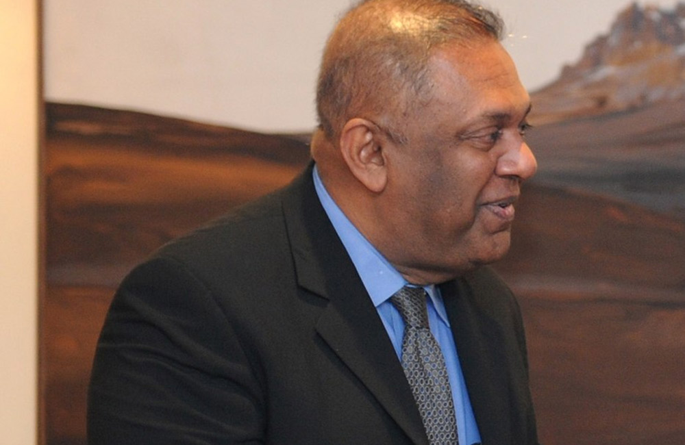 සජිත් පාර්ශවය වර්ජනය කළ කෘත්‍යාධිකාරී මණ්ඩල හමුවට මංගල ගිහින් !