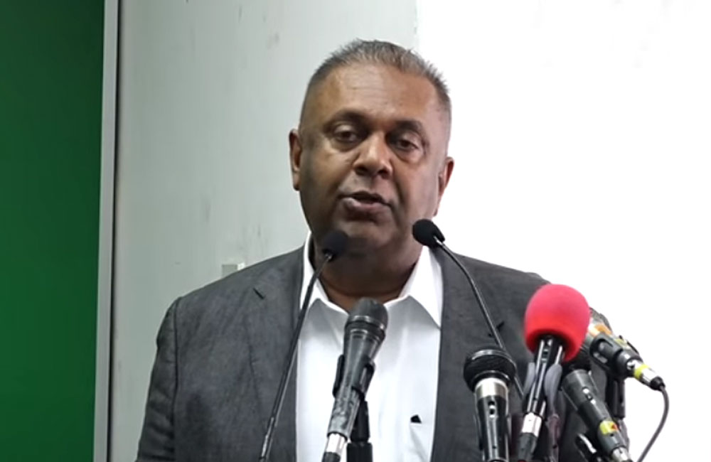 ආත්මගරුත්වයක් තියනවා නම් ගෝඨාභය USA නිජබිමට යන්න - ඇමති මංගල 