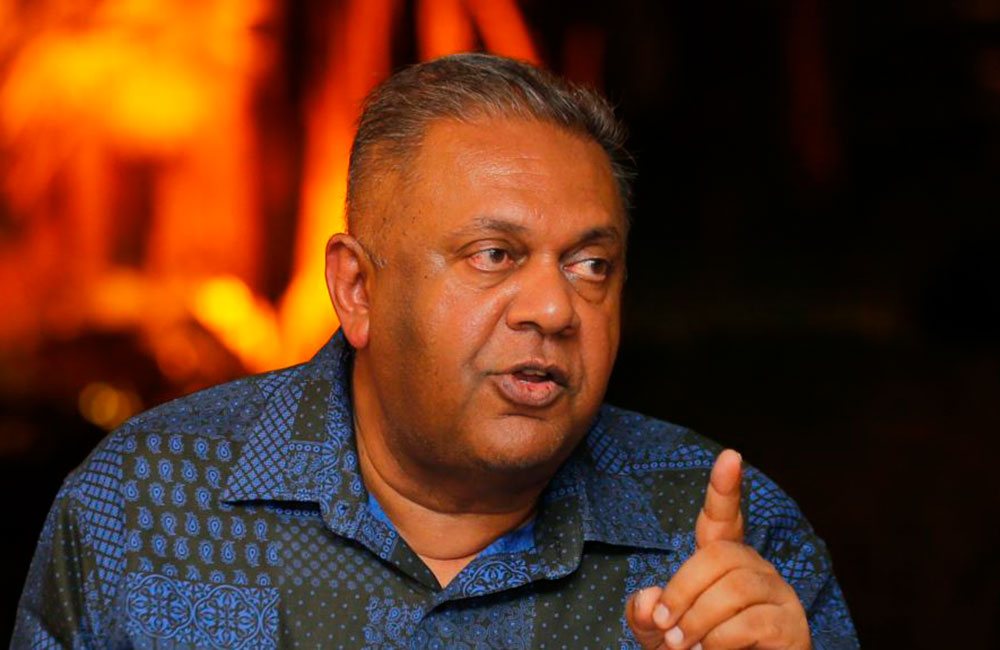 කොන්ත්‍රාත්වල ඇස්තමේන්තු මුදල් වැඩිවීමට මංගලගෙන් වැටක්