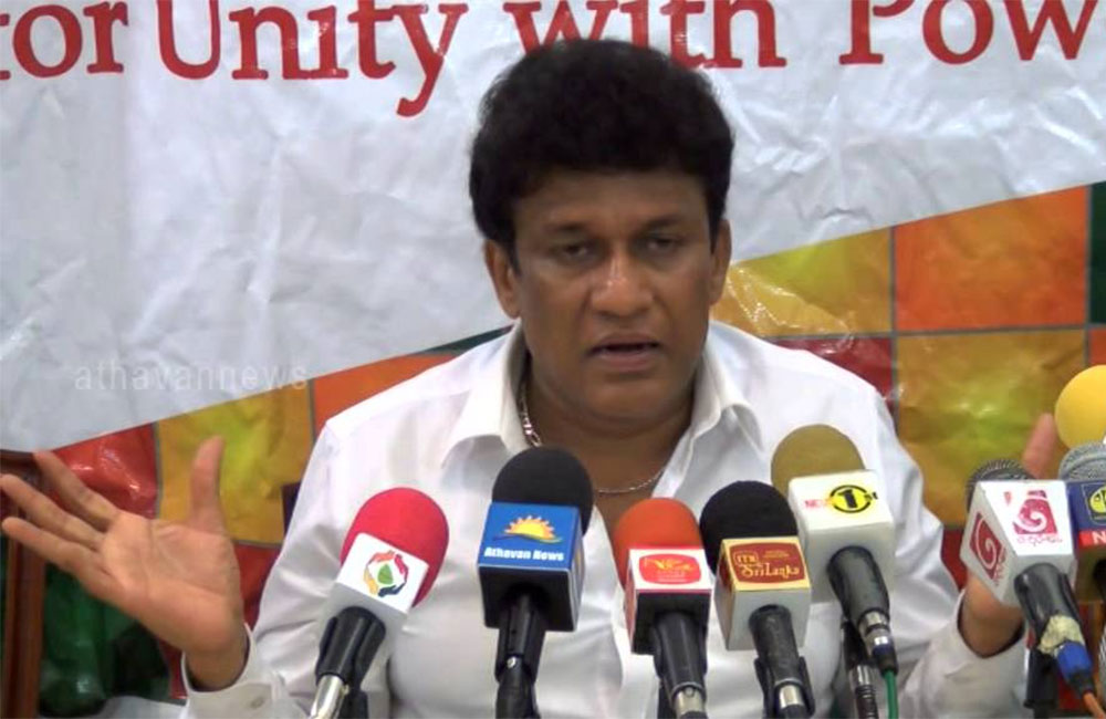  ආණ්ඩුවෙන් ගිය 16 ගැන : ඇමතිවරුන් දෙදෙනෙකුගෙන් අනාවැකි 2ක් !
