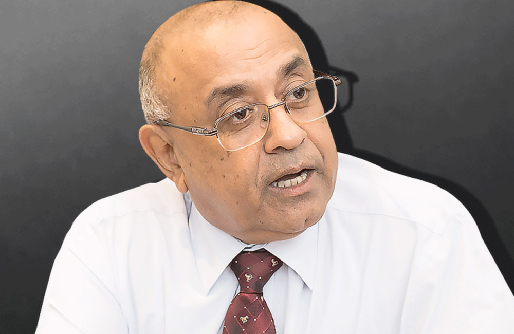 ඇමැති පෞද්ගලික ලේකම්වරුන්ගේ සාකච්ඡාවෙන් ජනාධිපති ලේකම් නැගිට ගිහින් !