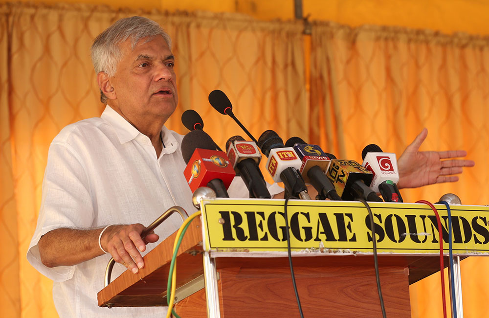 කතා වැඩි වැඩ අඩු රුහුණු පුත්‍රයින් ගැන අගමැති කියයි !