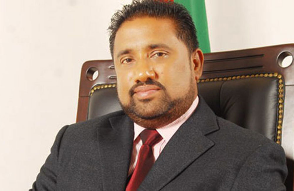 ජවිපෙ මන්ත්‍රීවරුන් කන හැටි ගැන : රෝහිත මන්ත්‍රීට ප්‍රශ්නයක් !