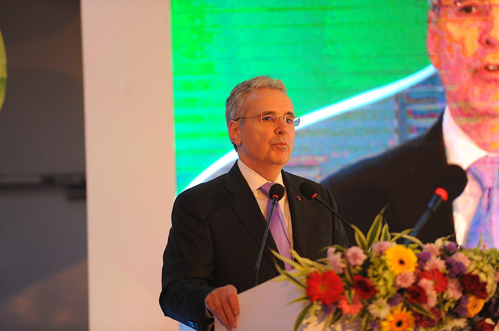 රාජිතගේ සේවය ඇමරිකාවේ ඇගයුමට ! 