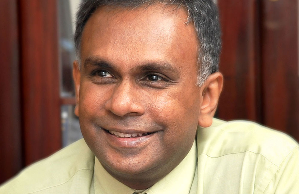 ප්‍රදීප් අමිර්තනායගම් අග්‍රාමාත්‍ය නියෝජ්‍ය කාර්ය මණ්ඩල ප්‍රධානී ලෙස පත්වෙයි !