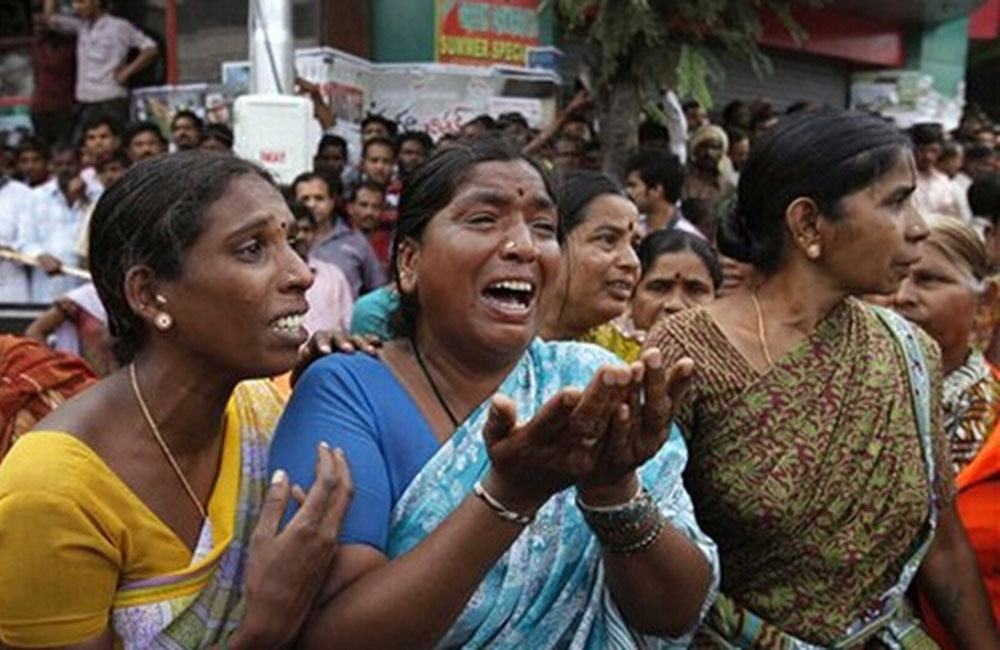 දරුවන් අහිමි වූ මව්වරුන්ගේ විලාපය …..