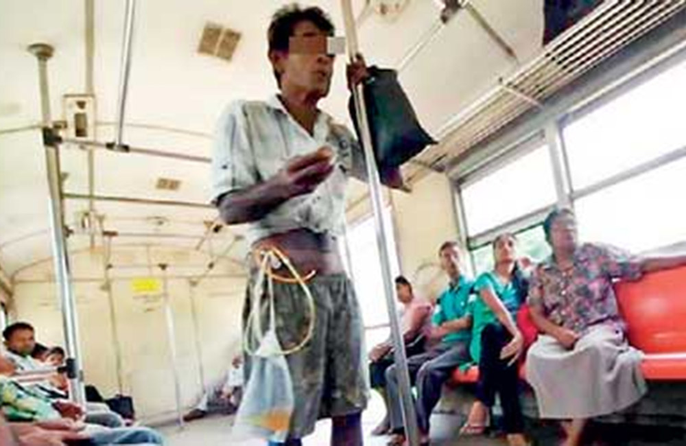 දුම්රියේ සිඟමන් යැදීම අද සිට තහනම්
