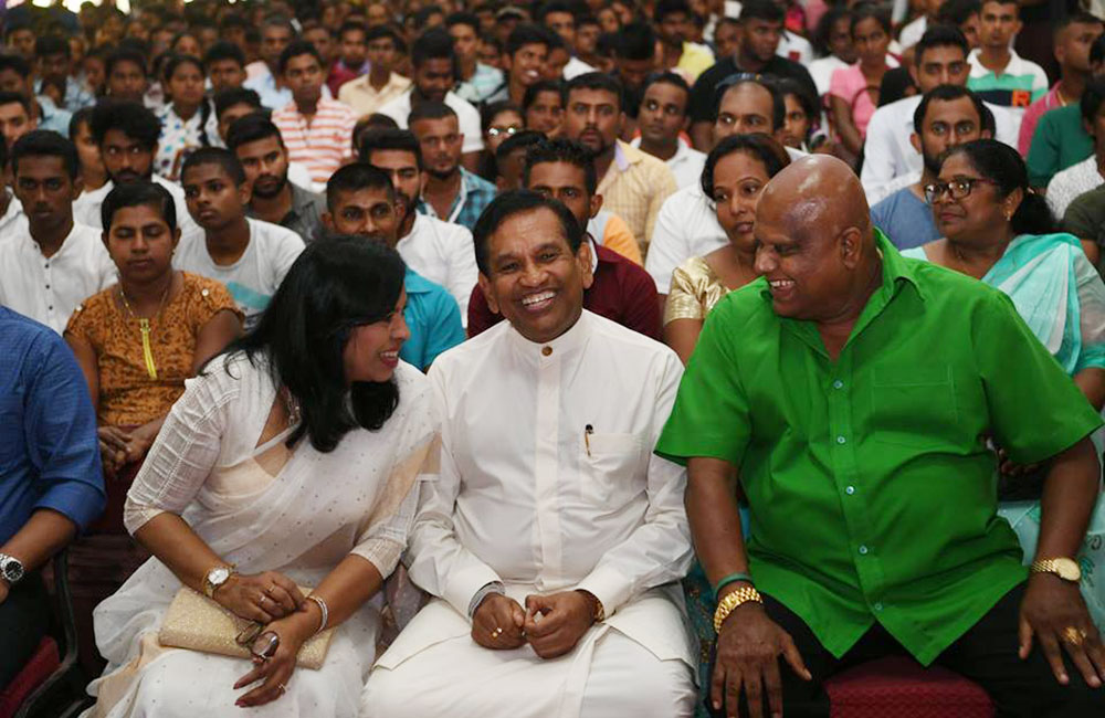 දේශපාලන කුමන්ත්‍රණ සහ රඟපෑම් පිළිබදව රාජිත ඇමැතිගෙන් හෙළිදරව්වක් !