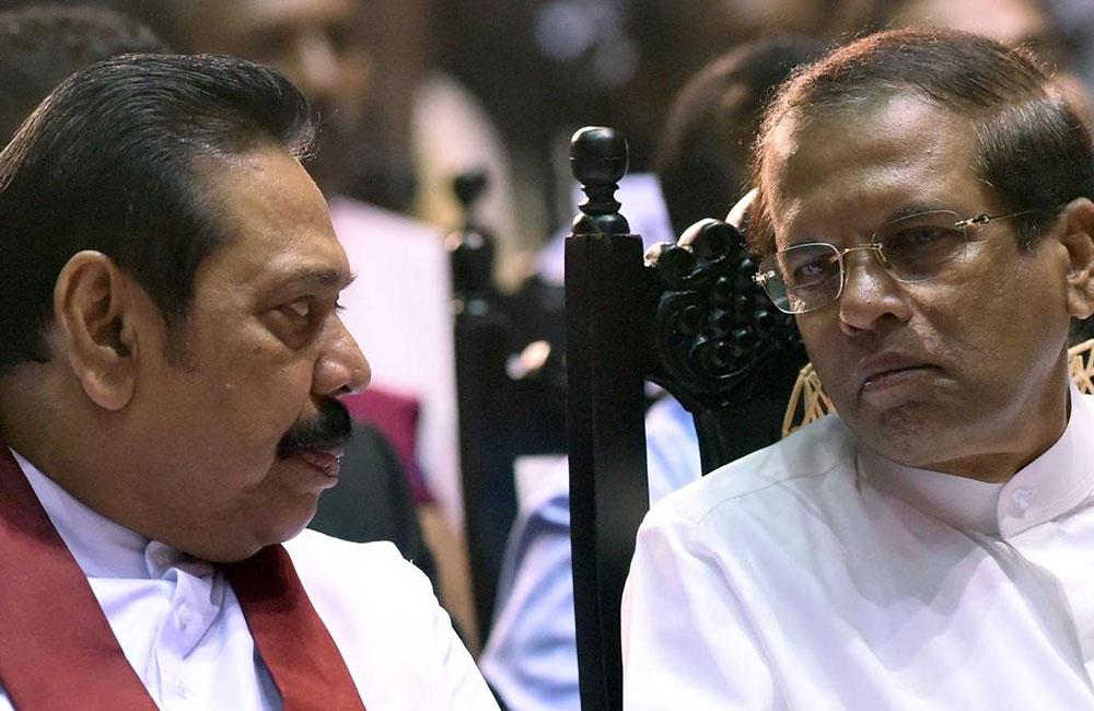 මහින්දගෙන් සිරිසේනගේ කොන්දට ටොක්කක් !