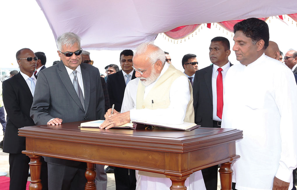 මෝදි පිළිගන්න : රනිල් - සජිත් එකට යයි !