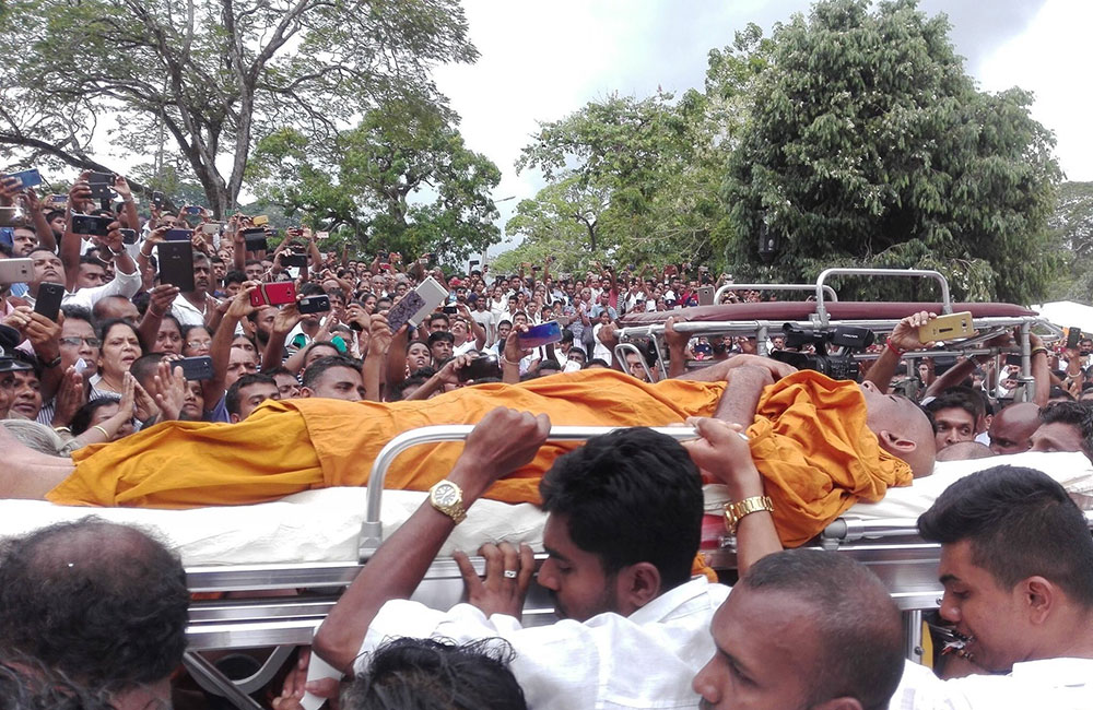 රතනට සනීපයි : සියලු මුස්ලීම් ඇමතිවරුන් ඉල්ලා අස්වෙයි !