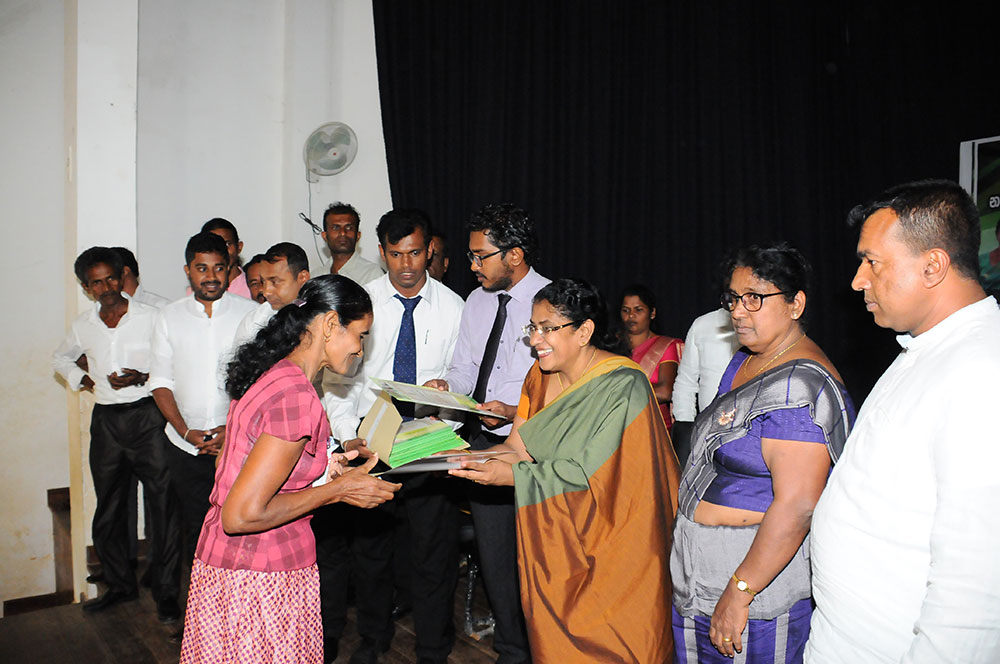 ජනතාවට සමෘද්ධිය විතරක් නෙවෙයි ඉඩම් අයිතියත් දෙනවා - තලතා