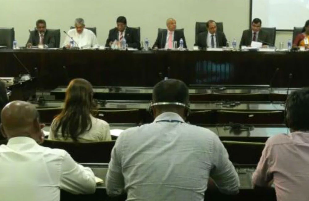 ජනාධිපති සිරිසේනට : පාර්ලිමේන්තු විශේෂ තේරීම් කාරක සභා භීතිකාවක් !