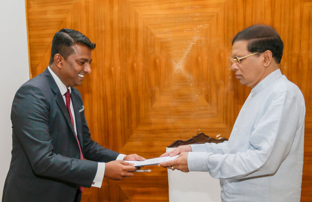 තවත් සම්බන්ධීකරණ ලේකම්වරයෙක් : සිරිසේනව අත්හරී !