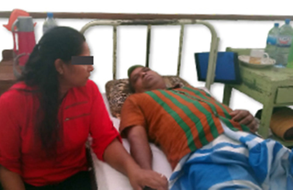 මෛත්‍රීගේ ගෝලයා ආබාධිත සෙබළෙකුට පහරදී බිරිඳටත් අතවර කරන්න හදලා !