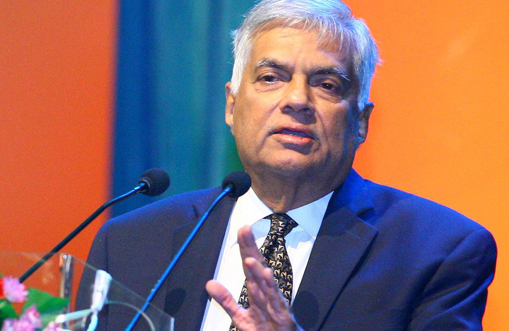 රටේ සංවර්ධනයට අත්‍යවශ්‍ය කොන්දේසි ගැන අගමැති කියයි !