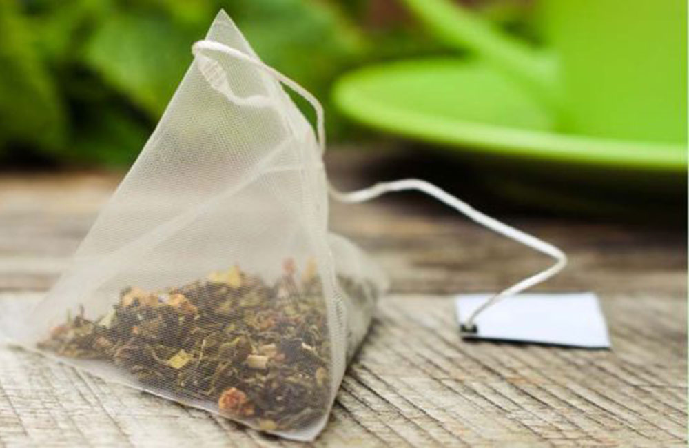 සුපිරි පන්තියේ ටී බෑග්' මගින් 'ක්ෂුද්‍ර ප්ලාස්ටික් බිලියන ගණනක් !