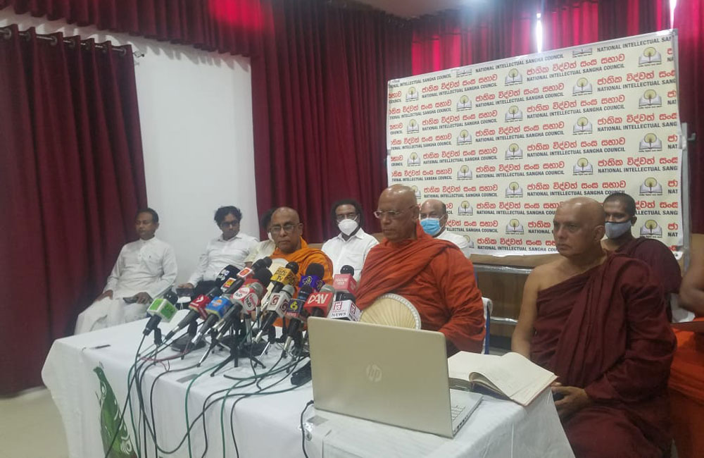 මාංශ කර්මාන්තය හකුලා නොගතහොත් හිමිවරු පෙරට