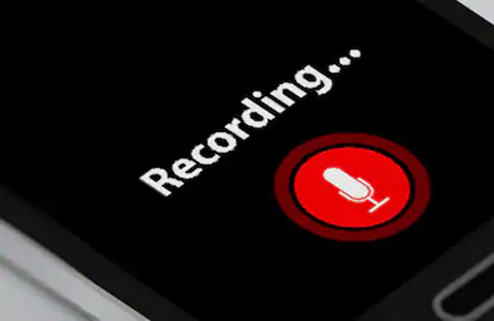 පෞද්ගලික දුරකතන සංවාද පටිගත කිරීමට තහනමක් නෑ !