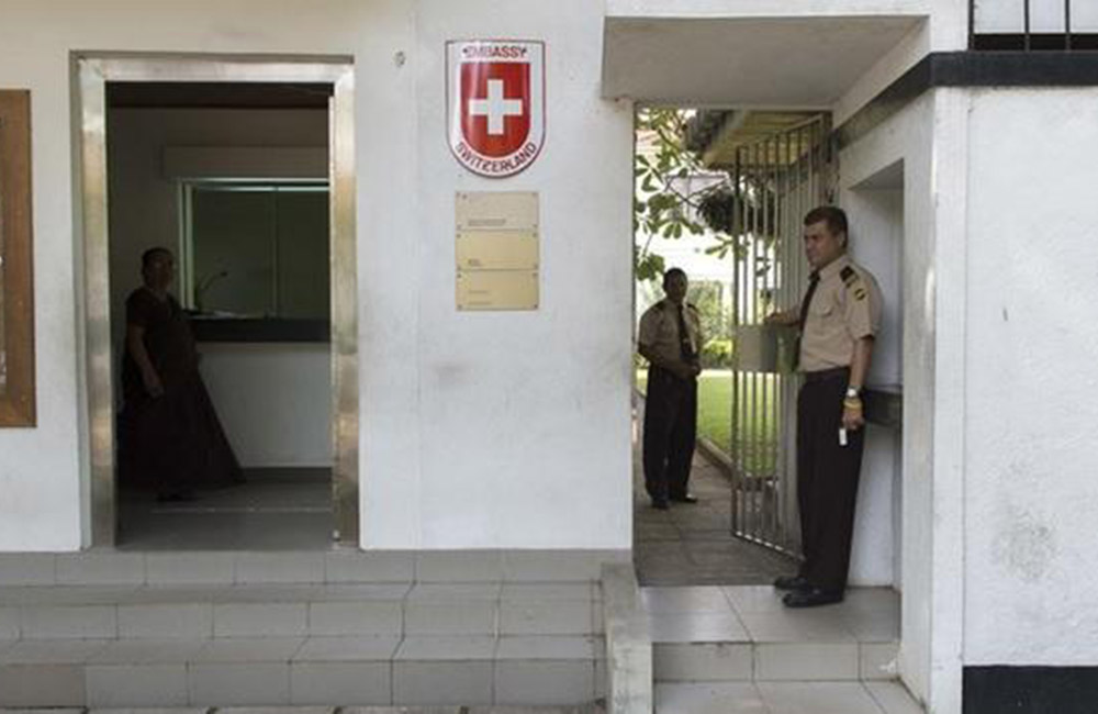 ස්විස් බුද්ධි අංශ කොළඹට බැහැලා !