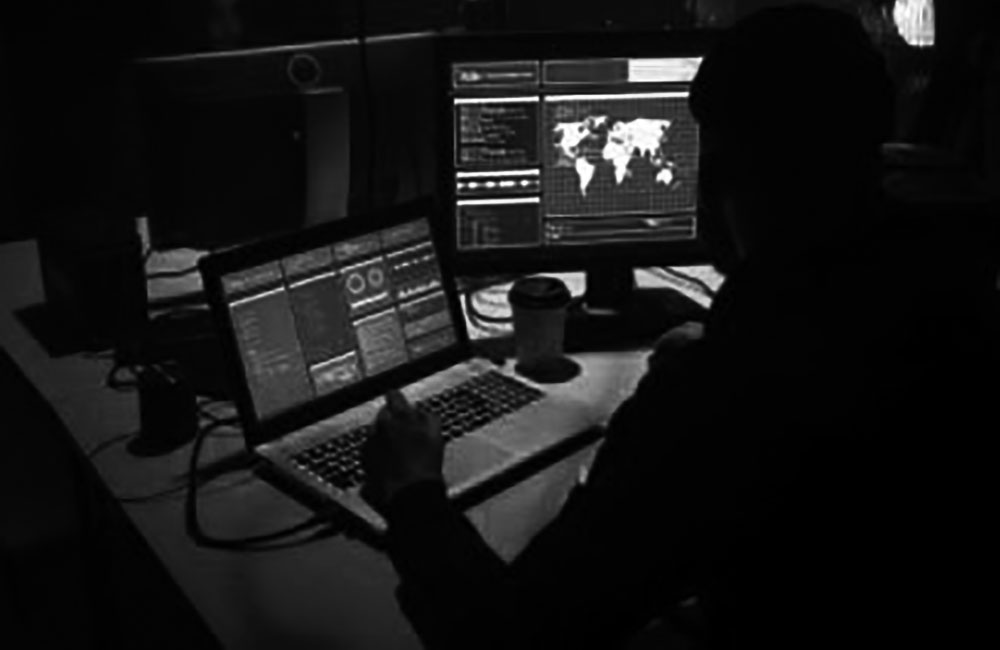 ජනතාව නොමග යැවීමට : මැතිවරණ සමයේ සමාජ මාධ්‍ය අවභාවිතා කිරීමේ ඉහළ යාමක් !