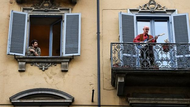  111261433 gettyimages 1206996796 594x594